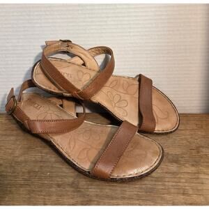 Born Leather Sandals Womens Size 8M Brown Ankle Strap Comfort Flat Shoes